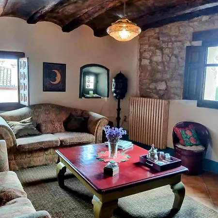 Italuna Jarque de la Val