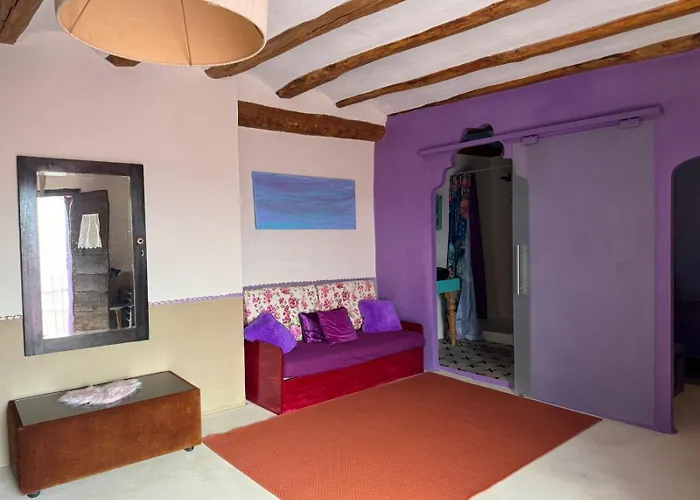 Italuna Jarque de la Val